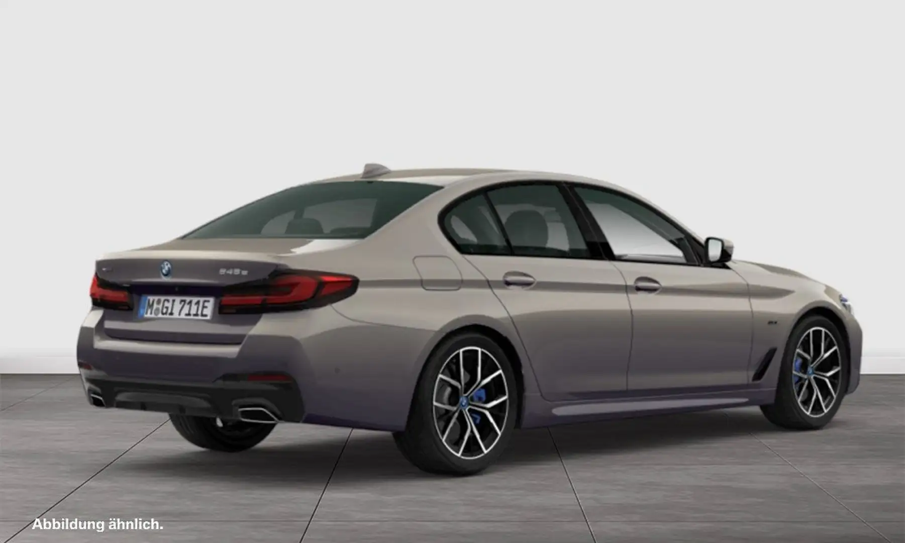 BMW 545 e xDrive Lim. M Sport Aut. HUD RFK NAVI LED Laser Grau - 2