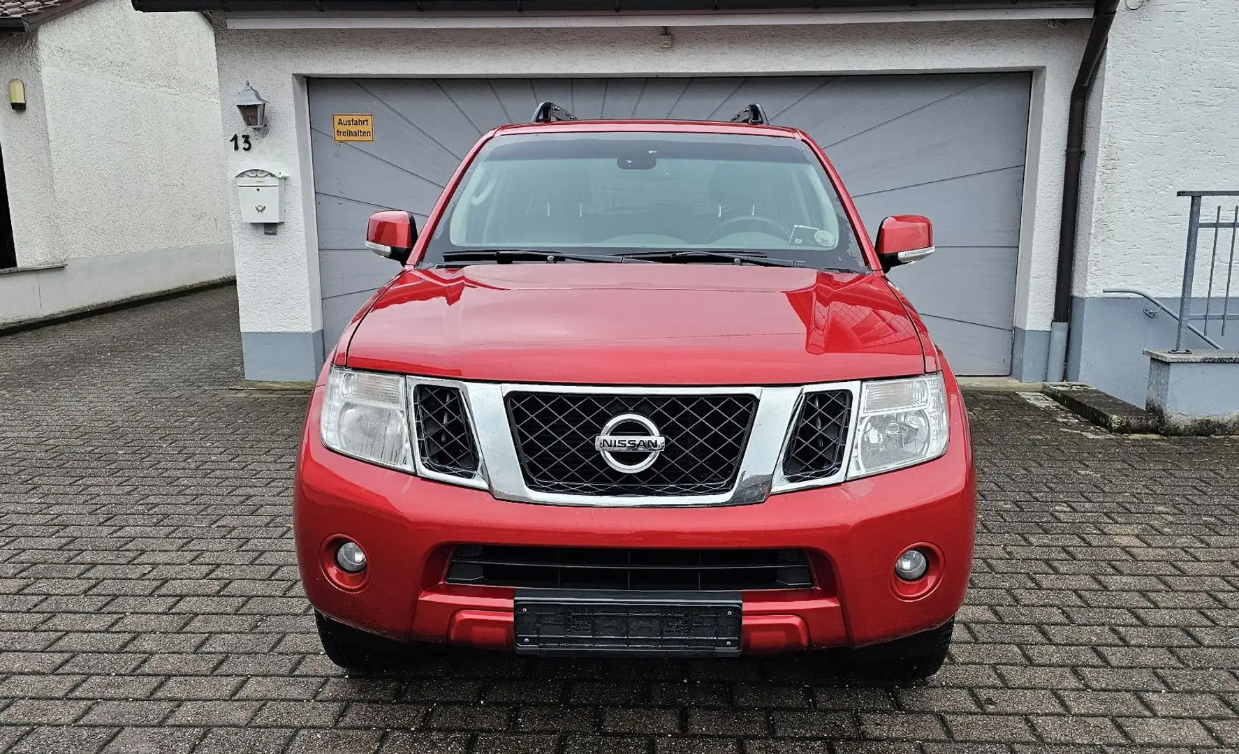 Nissan Pathfinder 2.5 dCi SE Allrad Sitzhzg AHK 4WD 4x4 Kırmızı - 2