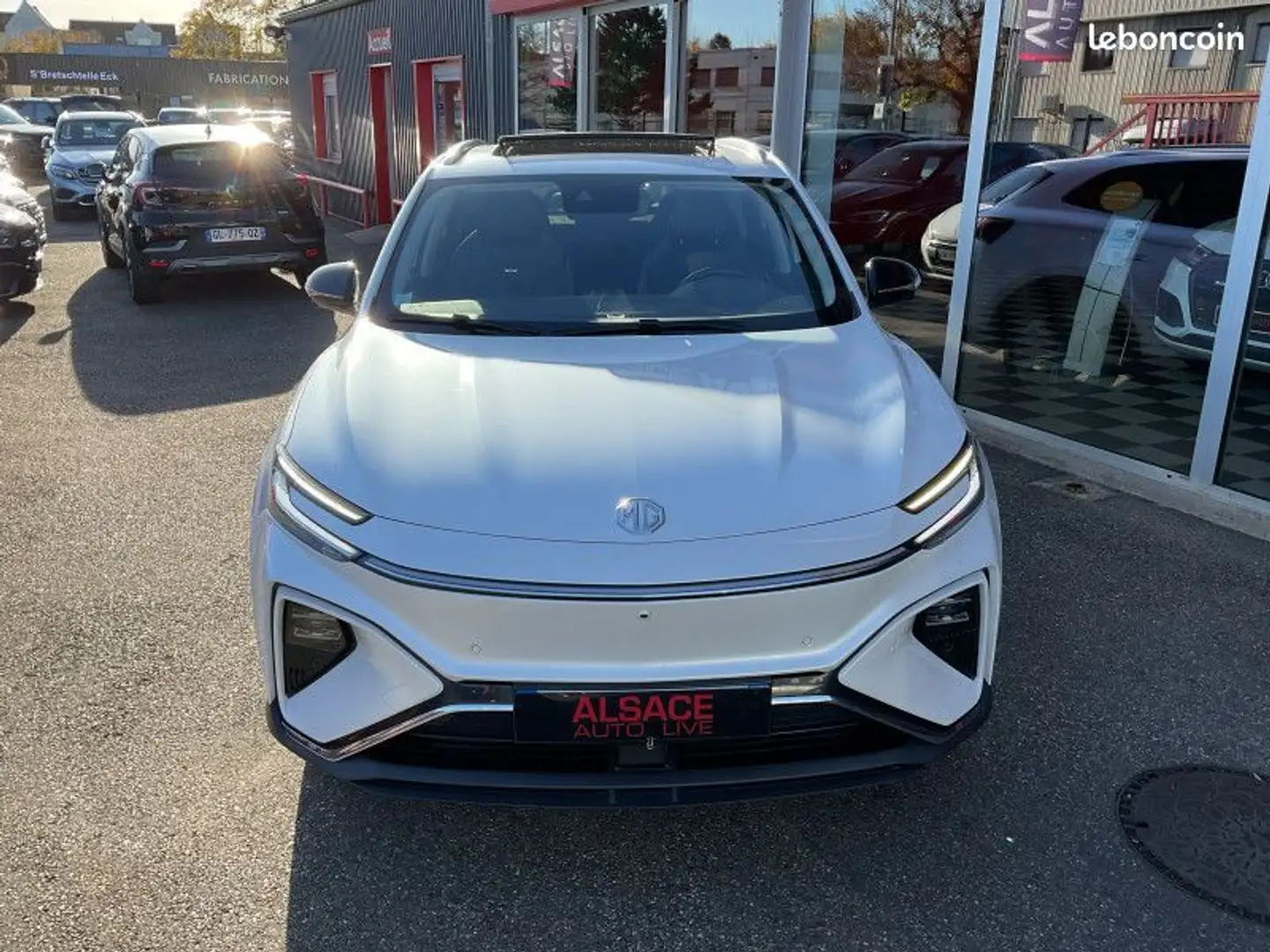 MG Marvel R Mg EV 180CH 70KWH LUXURY 2WD Blanc - 2