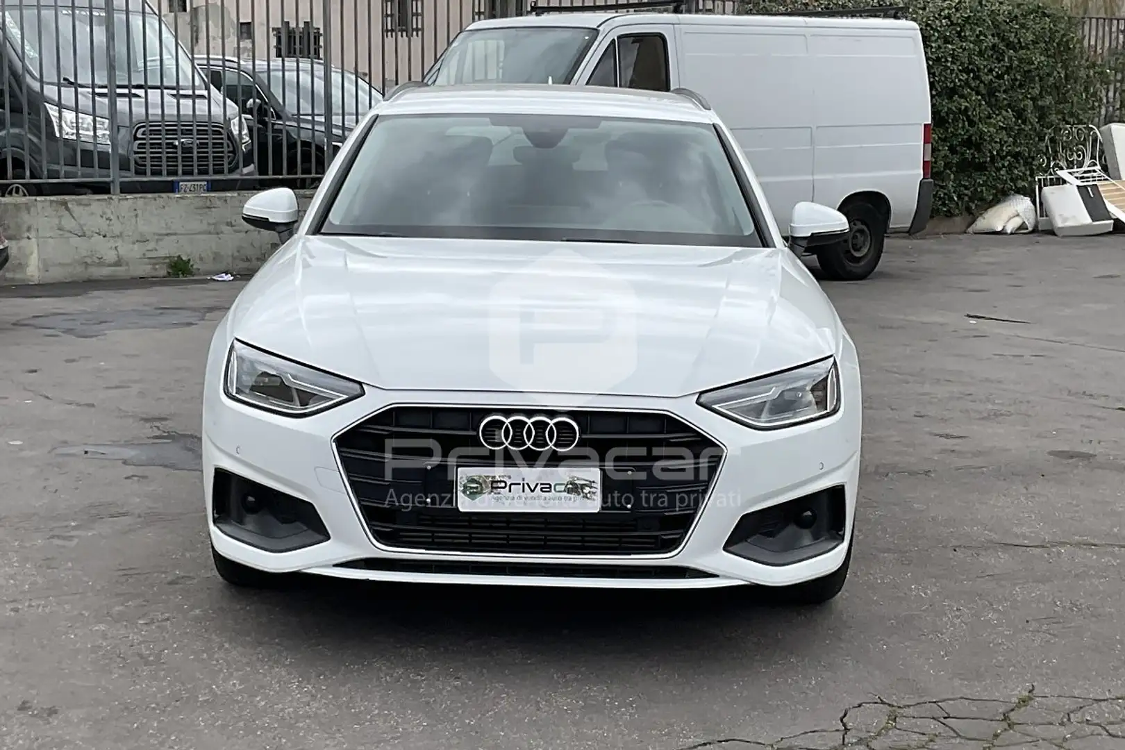 Audi A4 A4 Avant 35 TFSI S tronic Business Weiß - 2