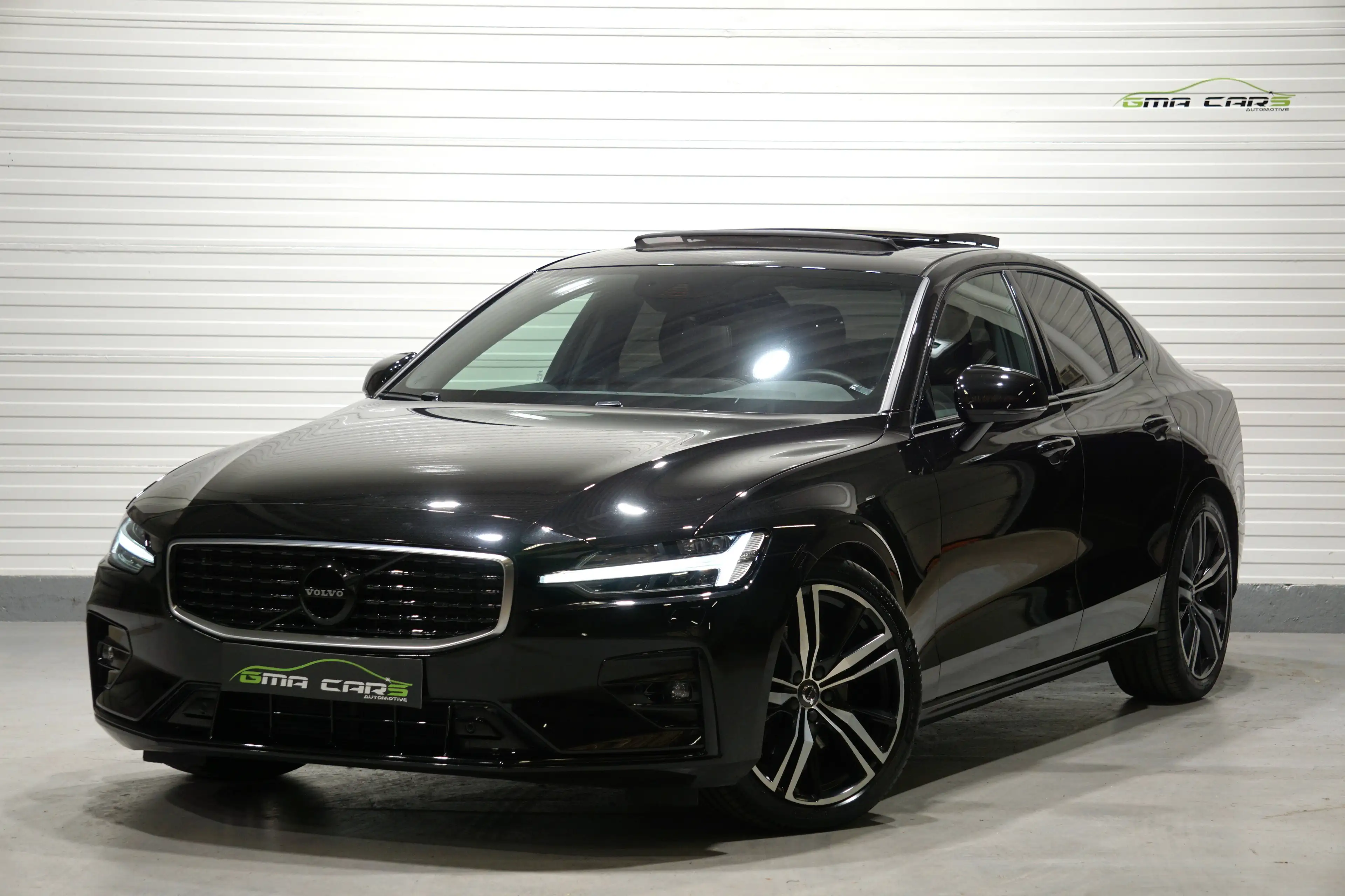 Volvo S60 S60 2.0 T4 R-Design Benzine Aut.Navi-Pano-HLeder-Cam-Garantie