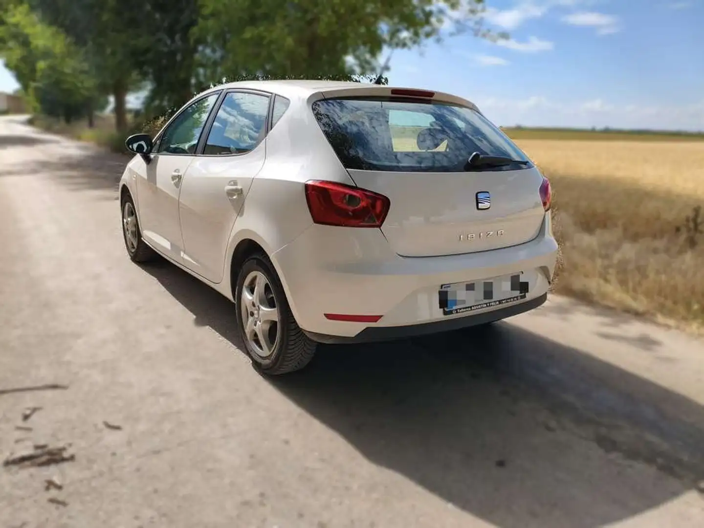 SEAT Ibiza 1.6TDI CR Style 90 Blanco - 2