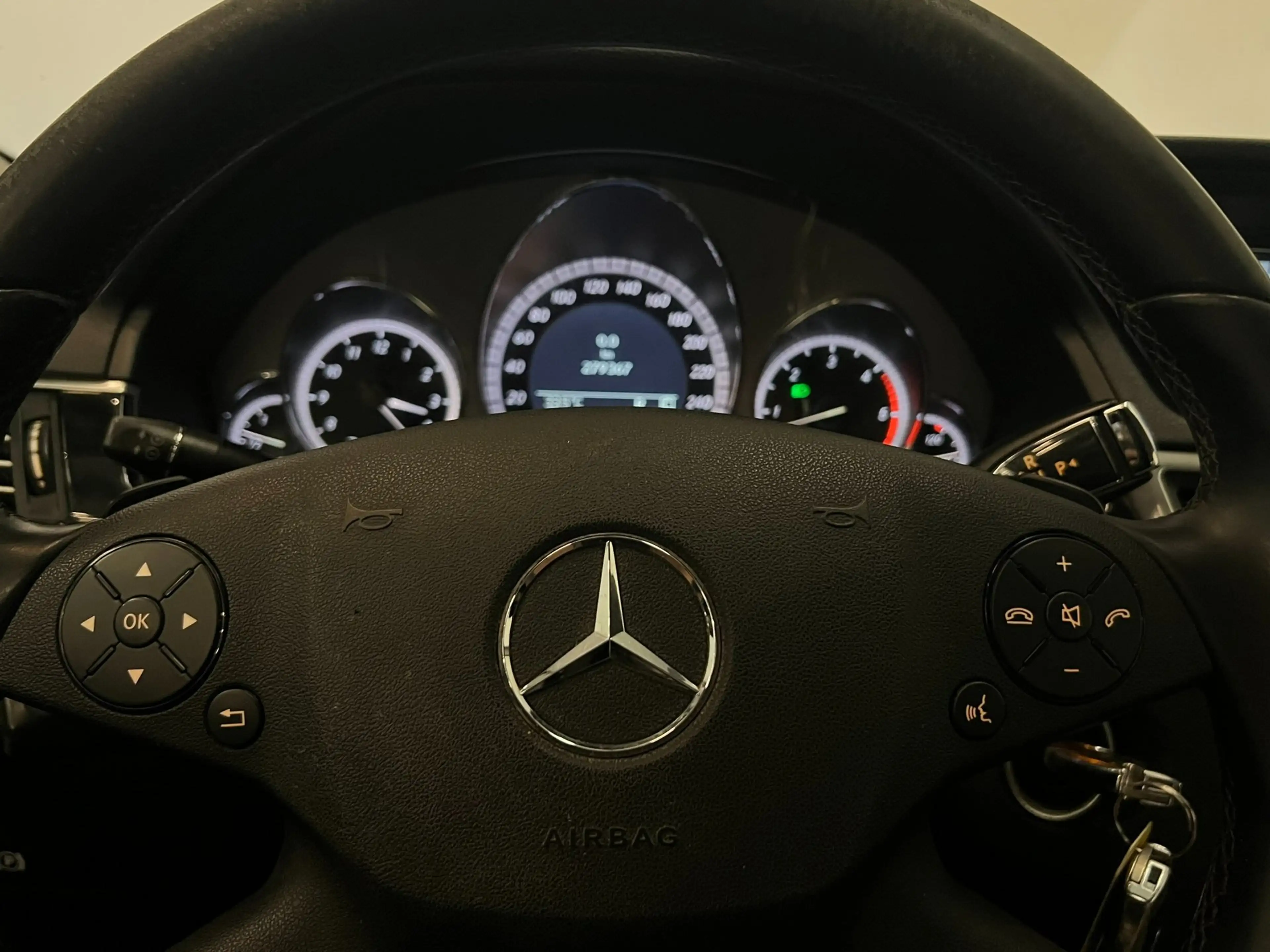 Mercedes-Benz E 350 CDI Avantgarde / NL-auto / Leder / Xenon — photo 10