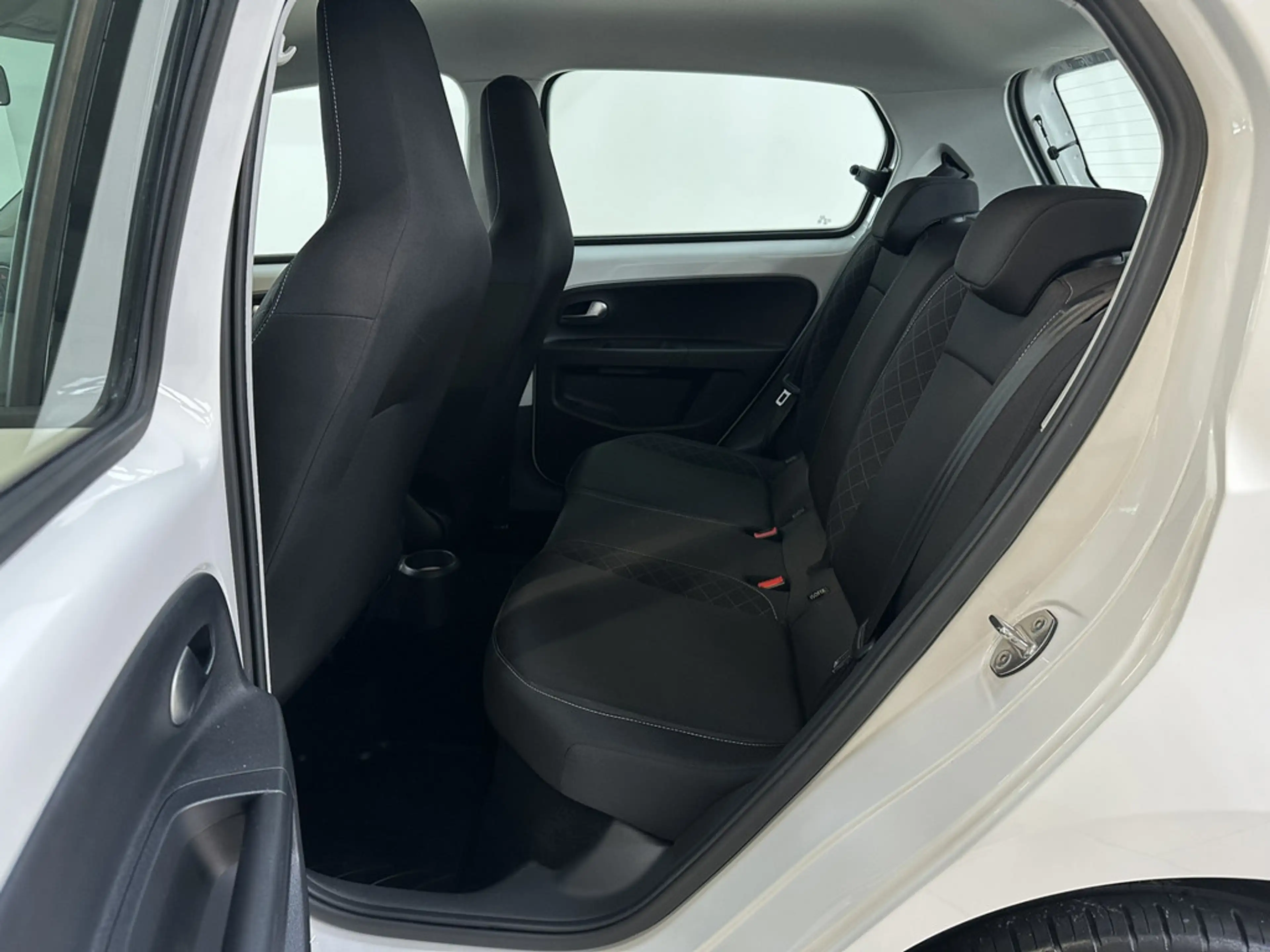 Skoda Citigo 1.0 Style Green tec KLIMA PDC SHZ — photo 14