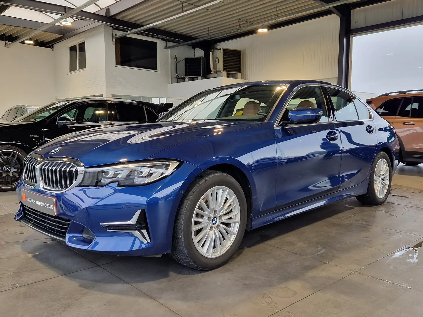 BMW 318 318iA - Garantie 12M Bleu - 2