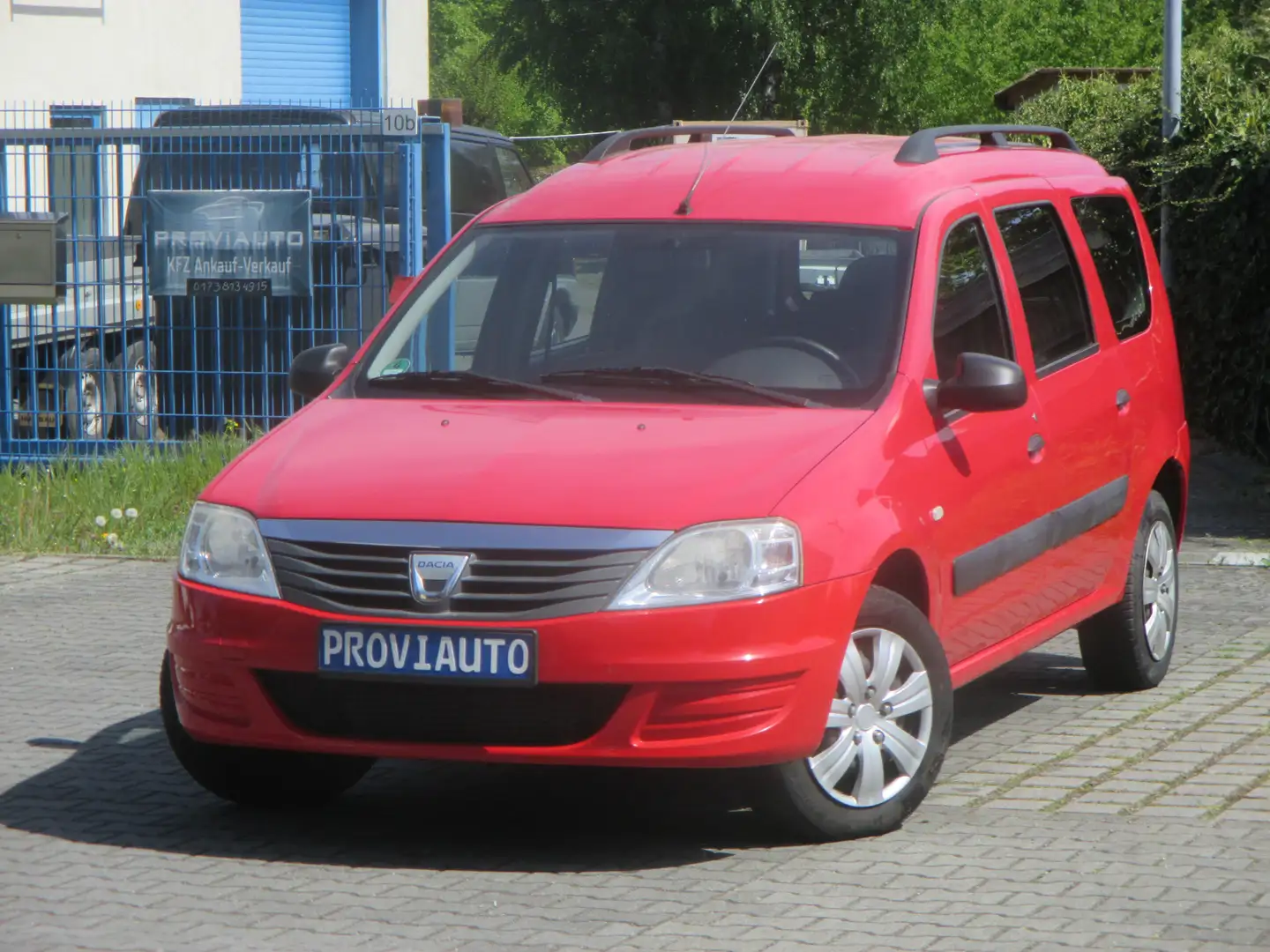Dacia Logan 1.5 dci Ambiance TÜV 07/2024 Rot - 1