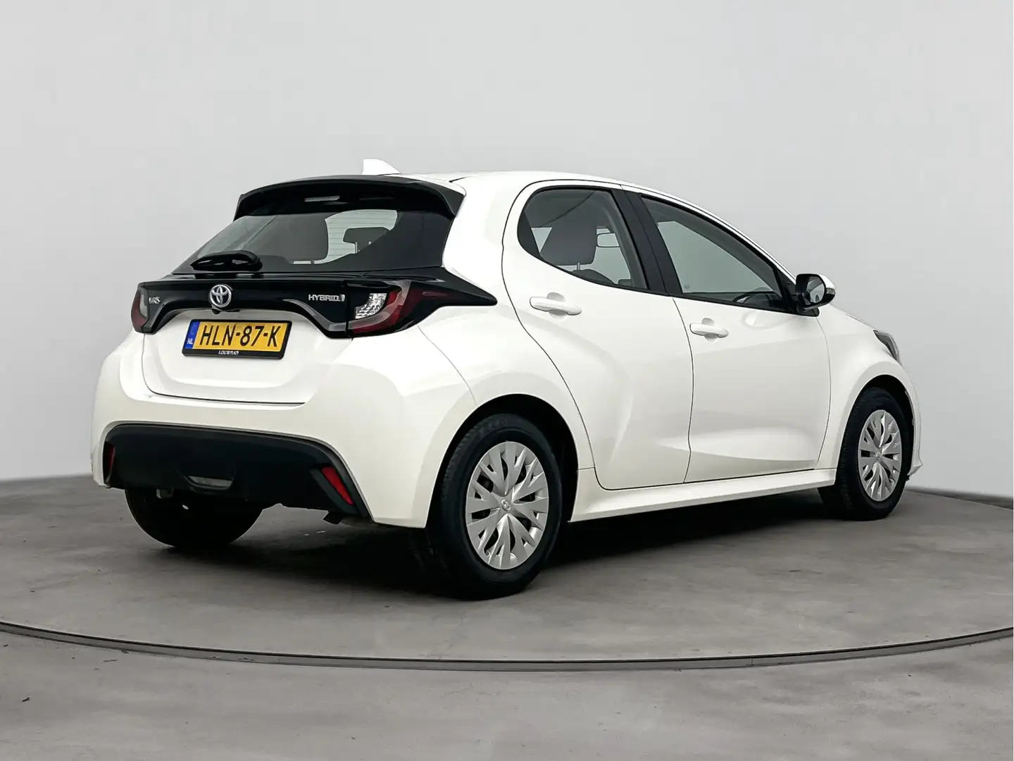 Toyota Yaris 1.5 Hybrid Active Limited | Navigatie | Keyless st Wit - 2