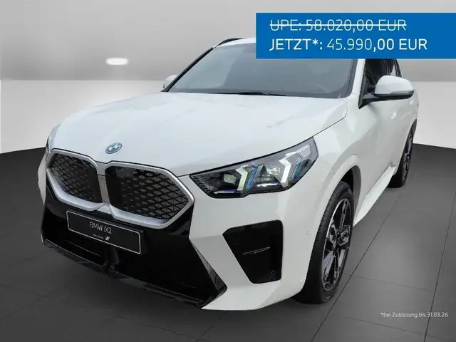 BMW iX2 eDrive20 M Sportpaket DAB LED Komfortzg.