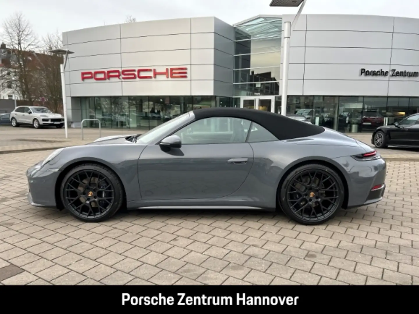Porsche 992 -2 (911) Carrera Cabriolet Grau - 2