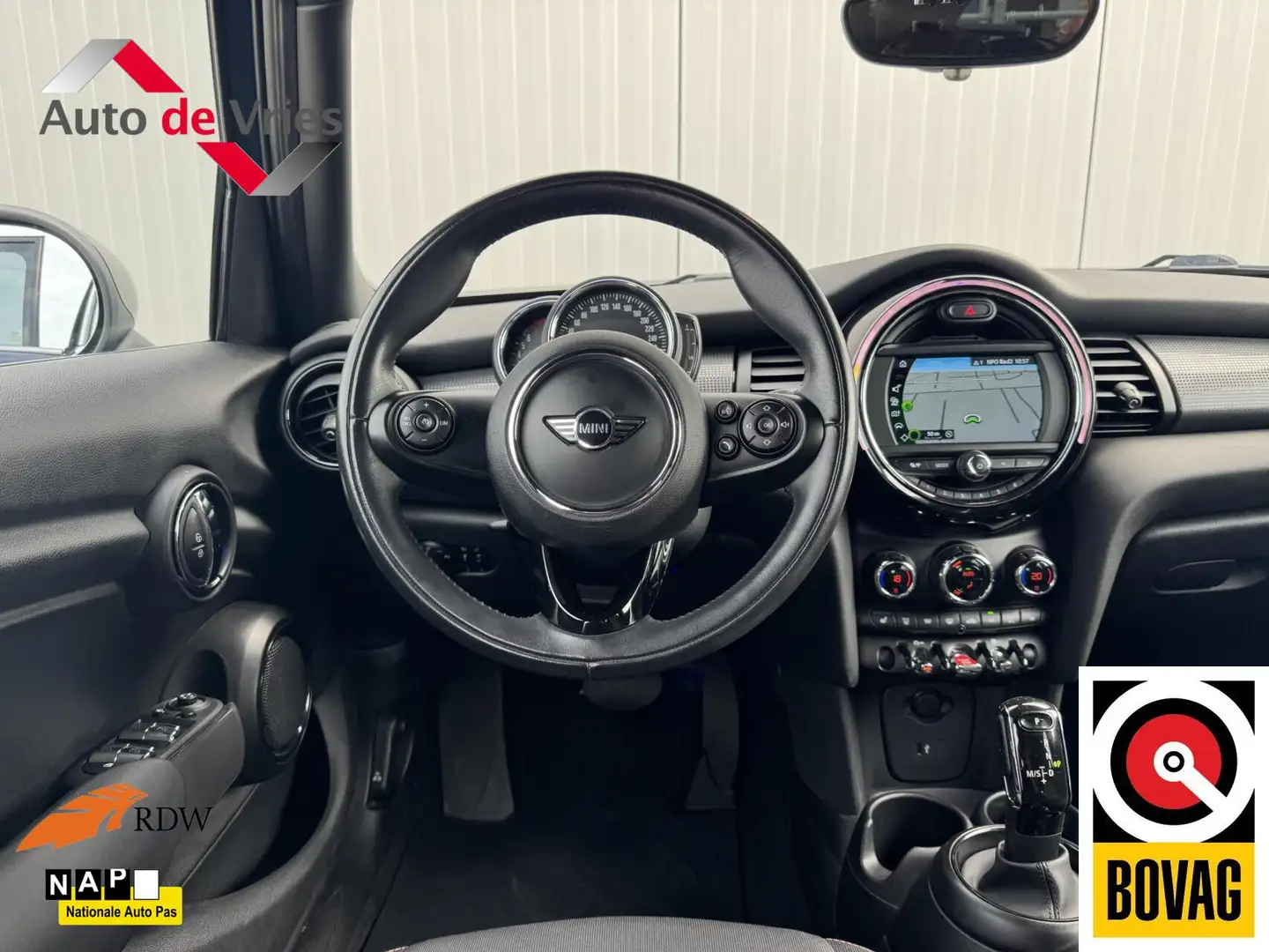 MINI Cooper Mini 1.5 Pepper|Navi|LED|CarPlay/Android|NL-Auto Blauw - 2