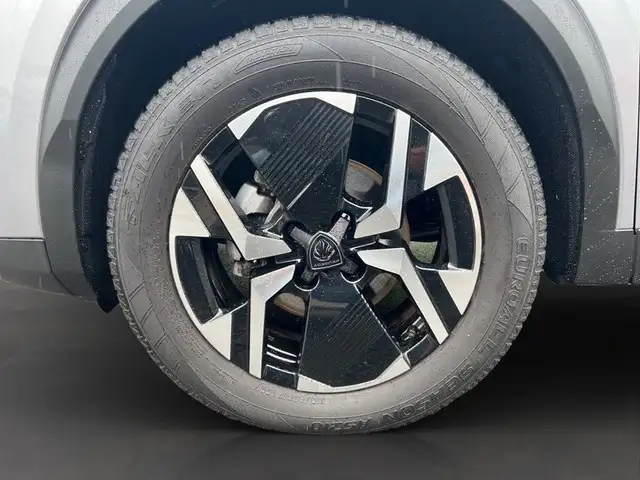 Peugeot 2008 view 8