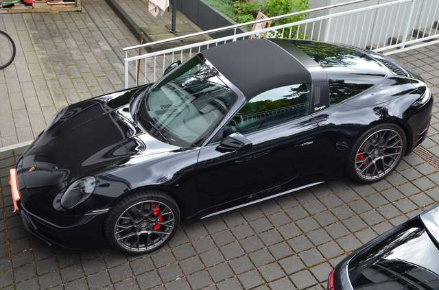 Imagine Porsche 992 911 Coupe 911 Targa 4S PDK