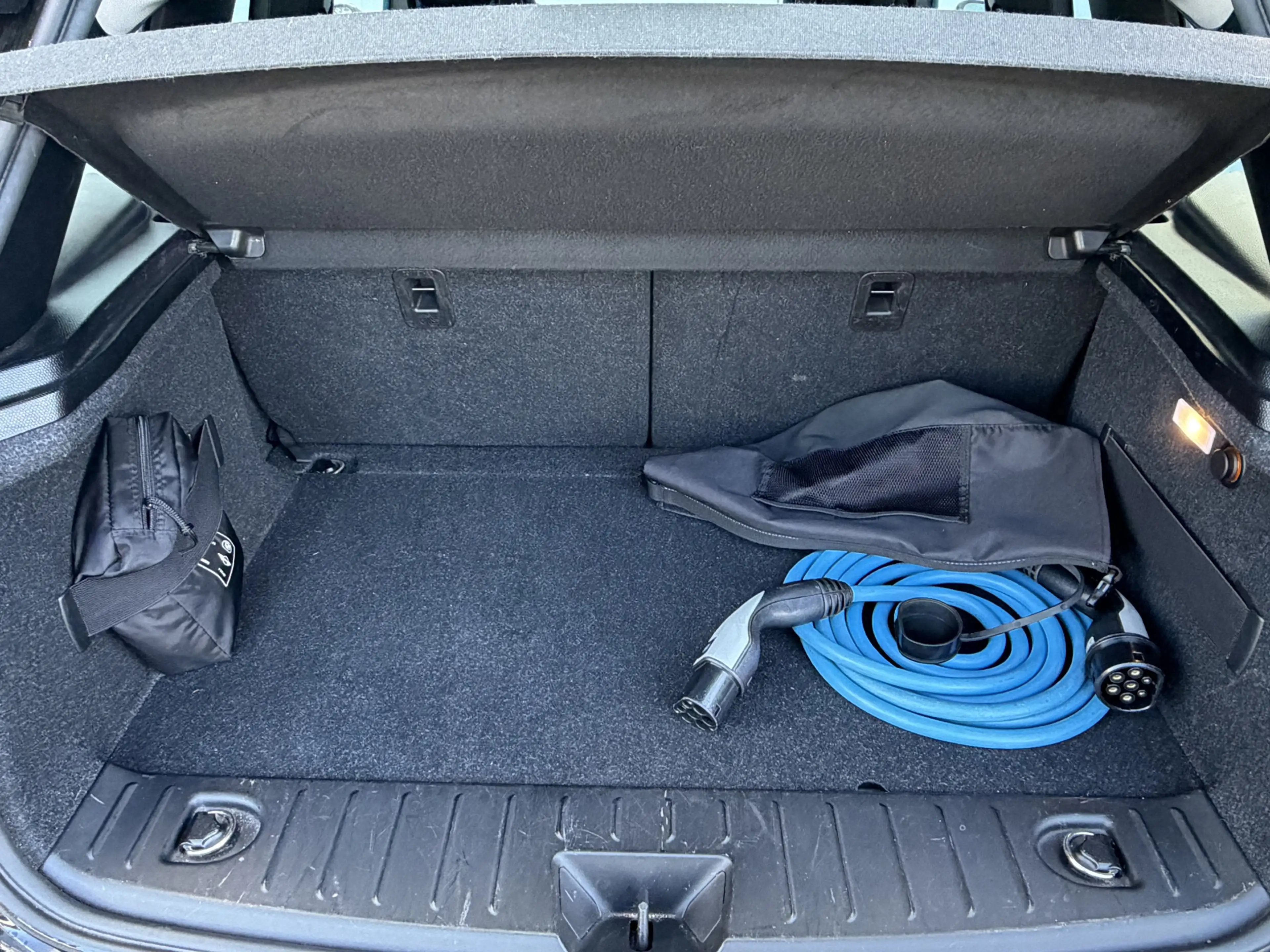 BMW i3 Executive Edition 120Ah 42 kWh Warmtepomp Carplay — photo 13