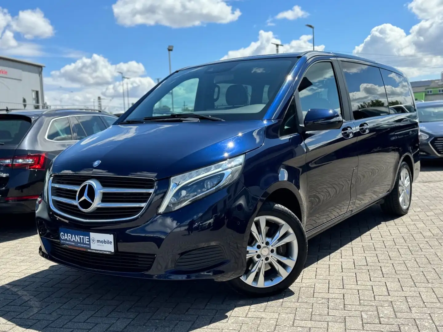 Mercedes-Benz V 220 d EDITION lang*Navi*Kamera*LED*Standh*AHK* Albastru - 1