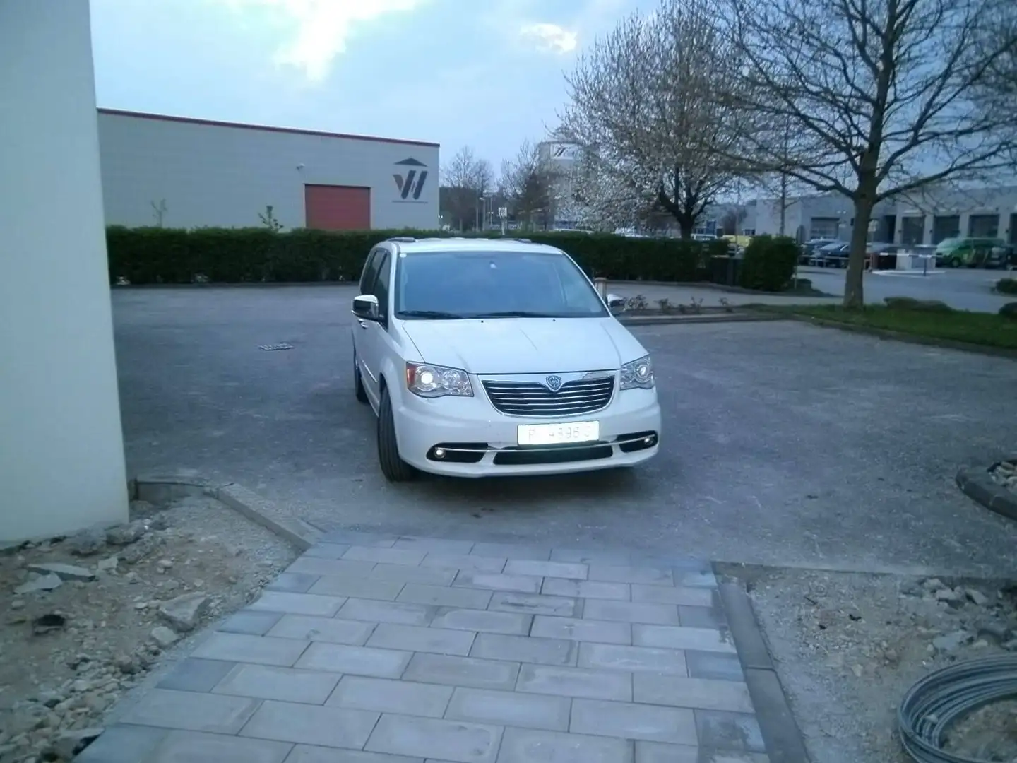 Lancia Voyager Voyager 2,8 CRD Gold Gold Weiß - 2