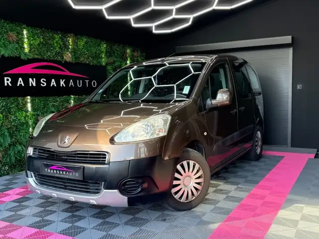 Peugeot Partner TEPEE 1.6 HDi 90 ch Active ~ Régulateur / Limiteur de vitesse ~ Climatisation ~ Vitres élec auto ~ CT OK ~ 5 places