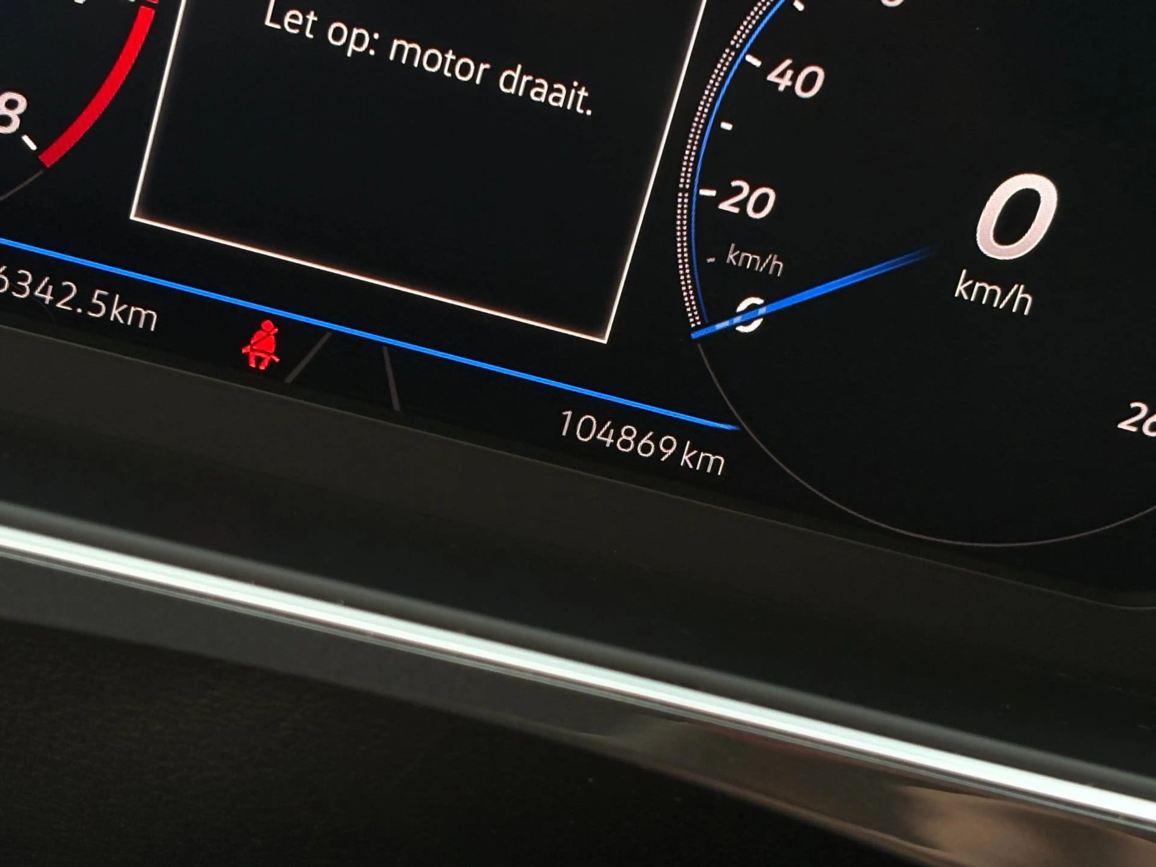 Volkswagen Tiguan 1.5 TSI R-Line DEALER OND. NL-AUTO NAP BTW-AUTO! — photo 17