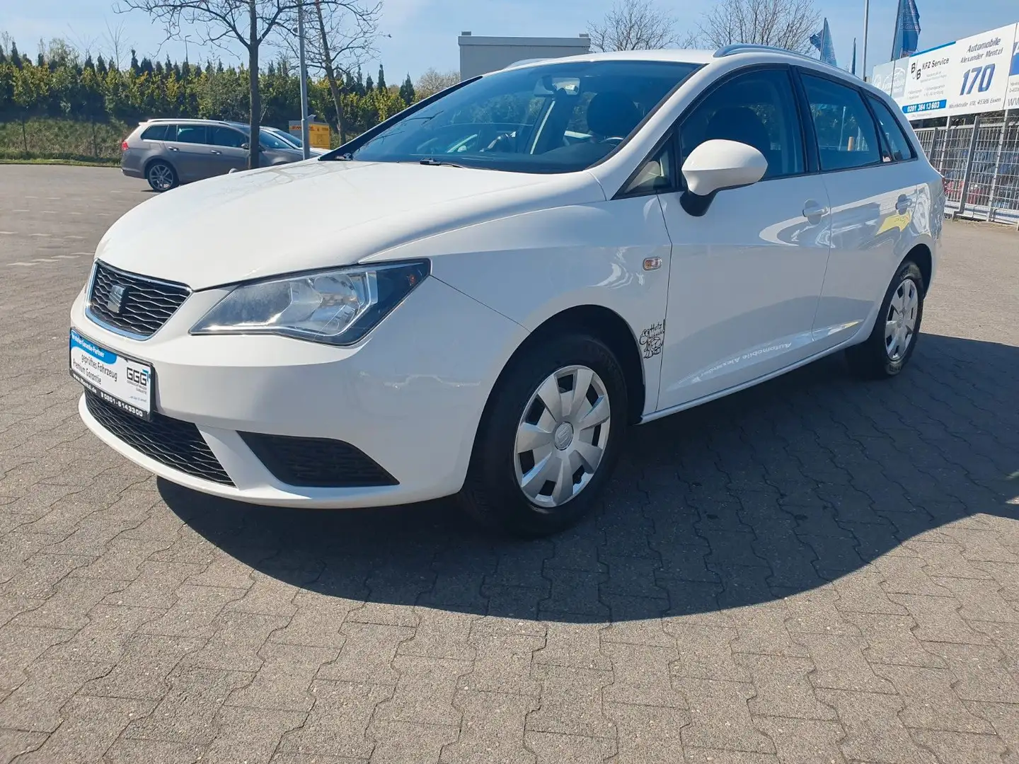 SEAT Ibiza 1.2 12V ST GARANTIE KLIMAAUTOMATIK NAVI Weiß - 1