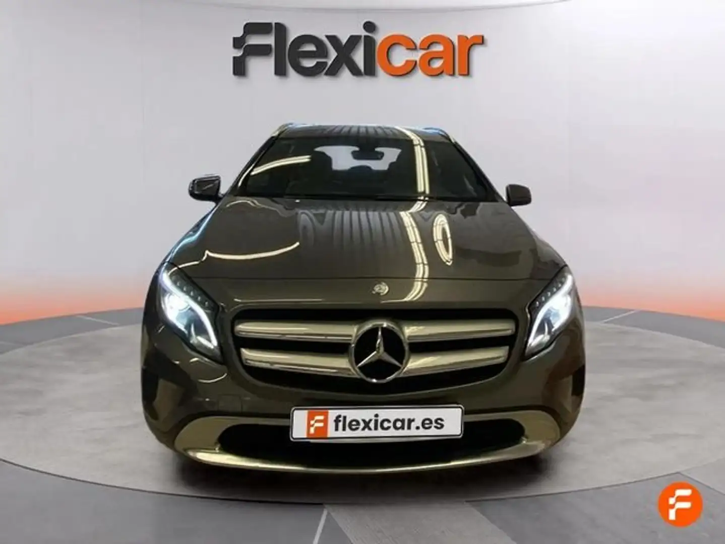 Mercedes-Benz GLA 180 +180D Gris - 2