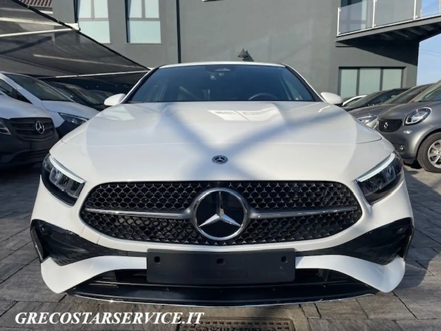 Mercedes-Benz A 180 AMG Line Advanced Plus Automatic CERCHI 18" BLACK Blanc - 2