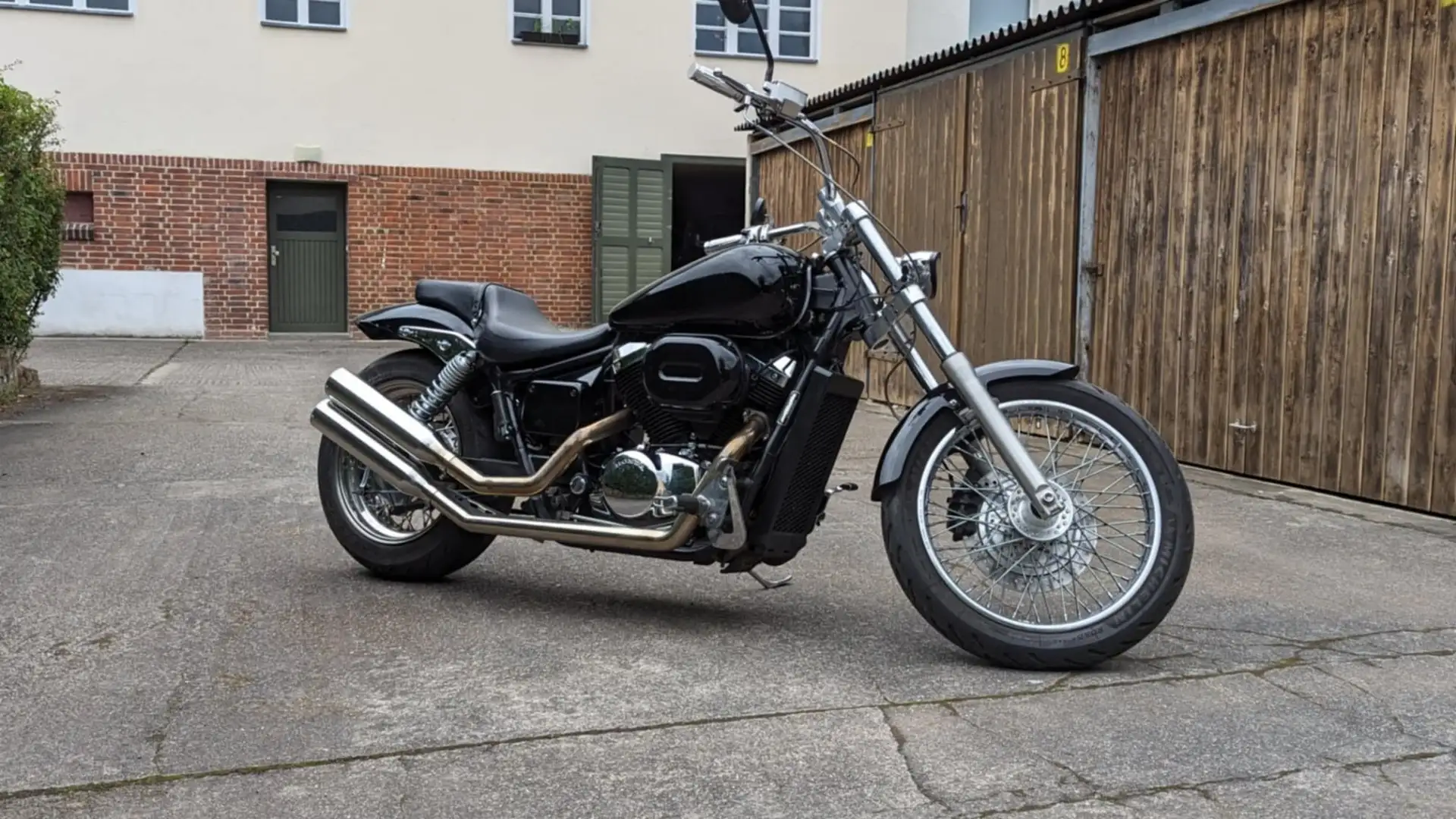 Honda Shadow 750 Black Shadow Negru - 1