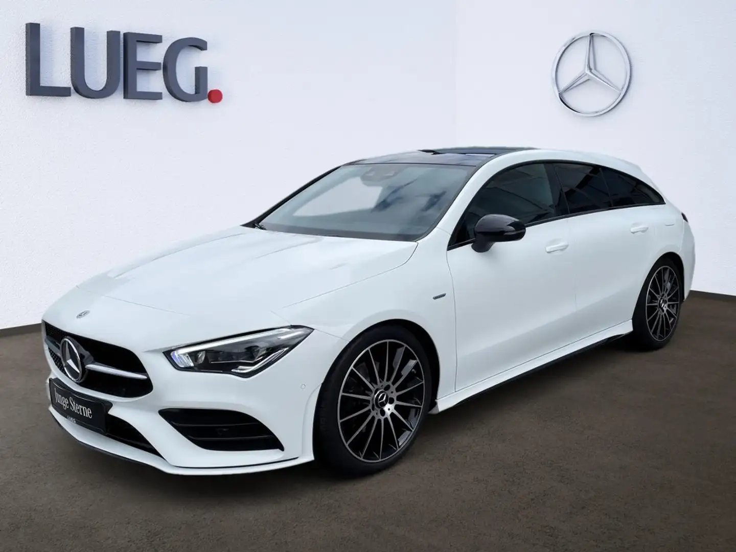 Mercedes-Benz CLA 200 Shooting Brake AMG-EDITION+INFOTAINMENT Weiß - 2