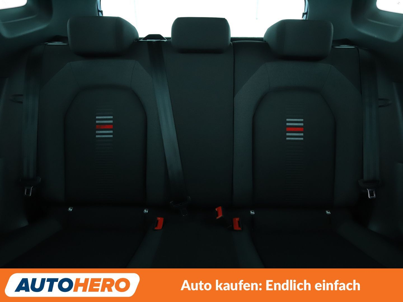 SEAT Arona 1.0 TSI FR*NAVI*LED*TEMPO*CAM*PDC*SHZ* — photo 15