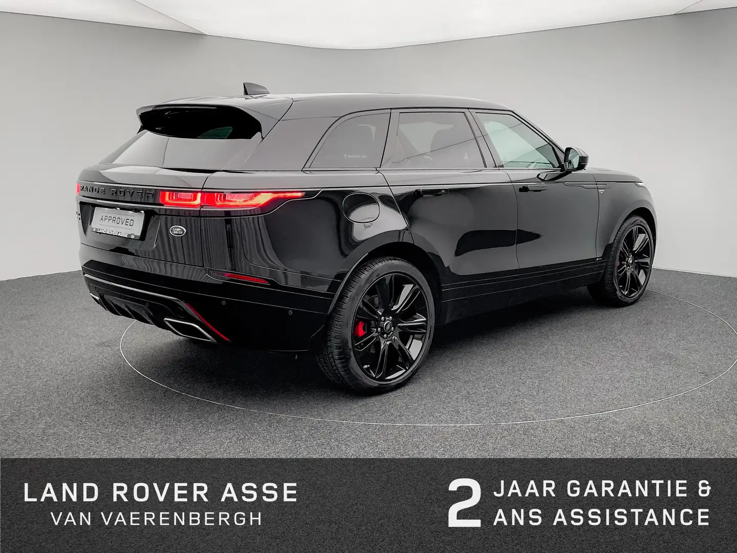 Land Rover Range Rover Velar P300 R-Dynamic SE AWD Black - 2
