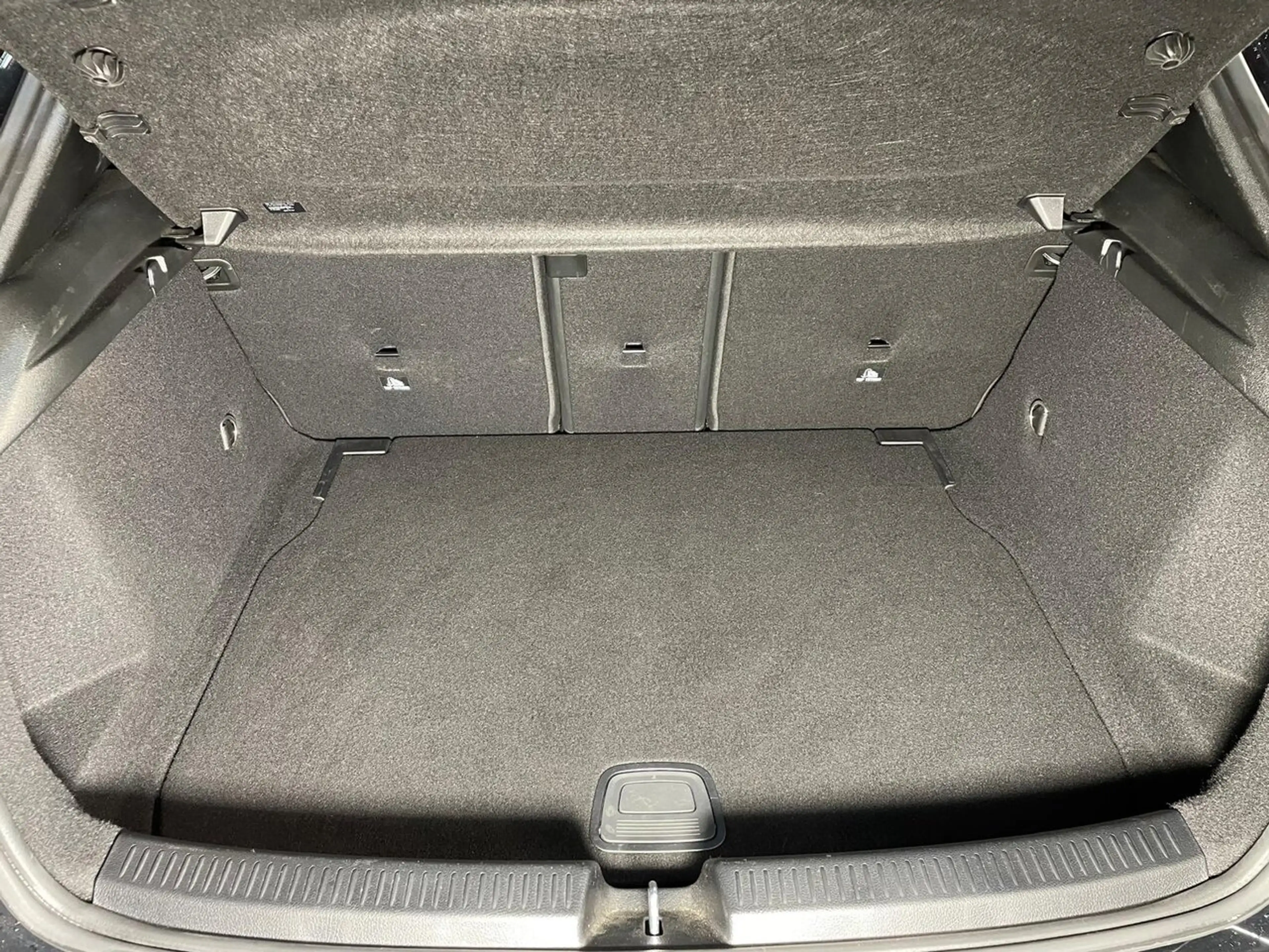 Mercedes-Benz A 200 150 DCT PROGRESSIVE LINE GPS — photo 14