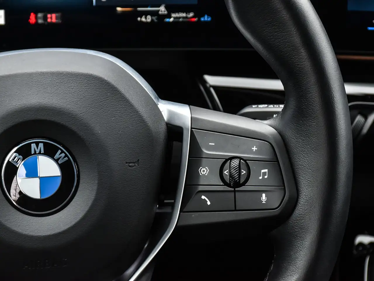 BMW X1 снимка BMW X1