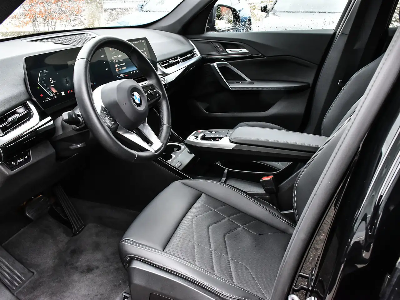 BMW X1 снимка BMW X1