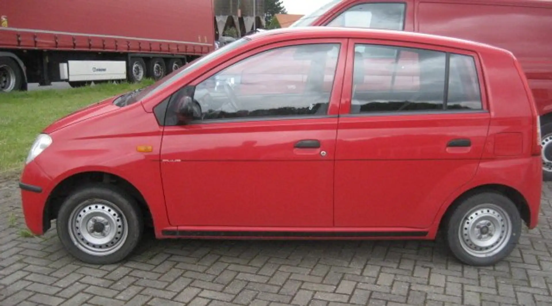 Daihatsu Cuore Rot - 2