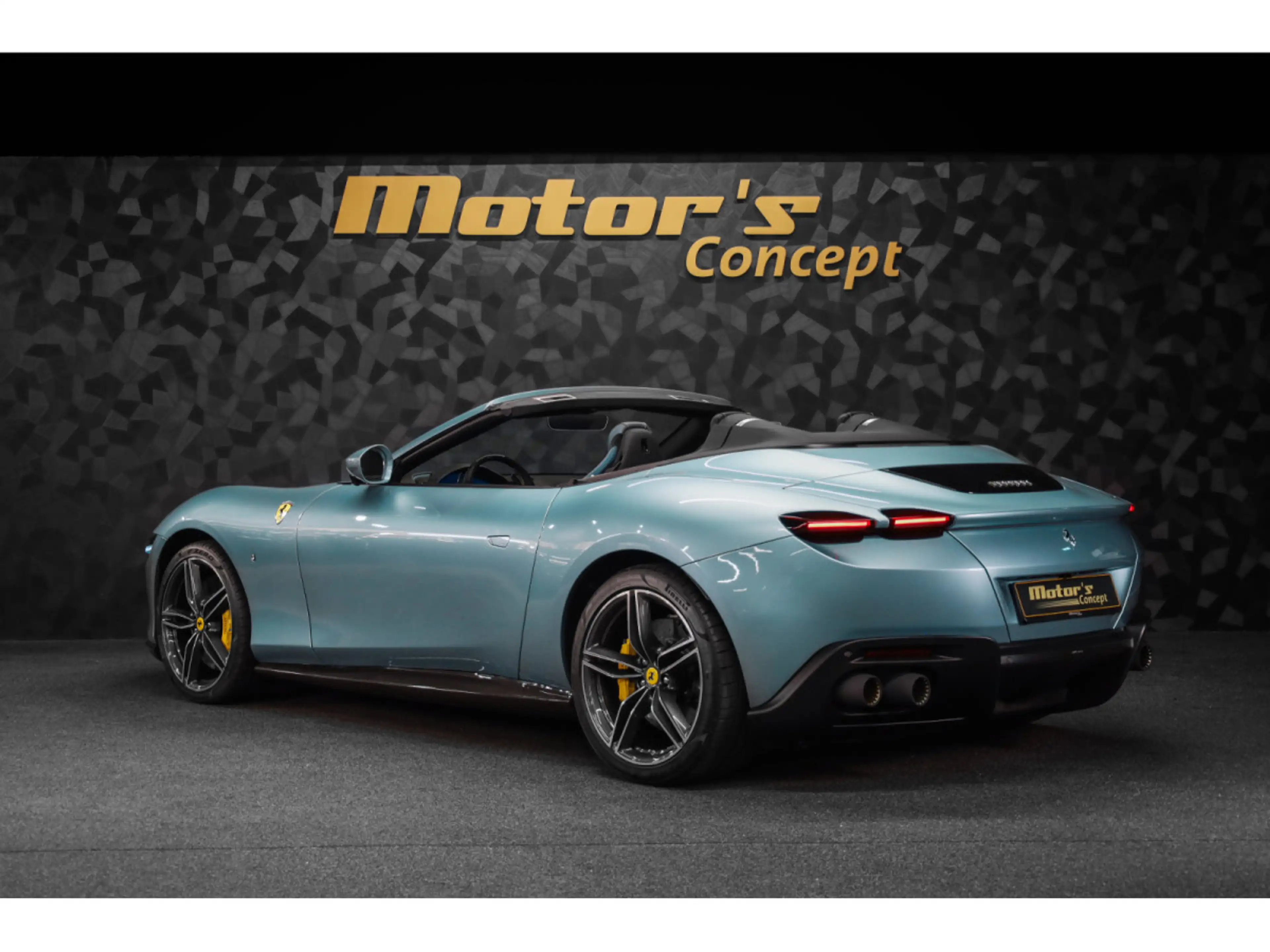 Ferrari Roma 3.9 V8 Spider - CELESTE TREVI SPECIAL COLOURS — photo 7