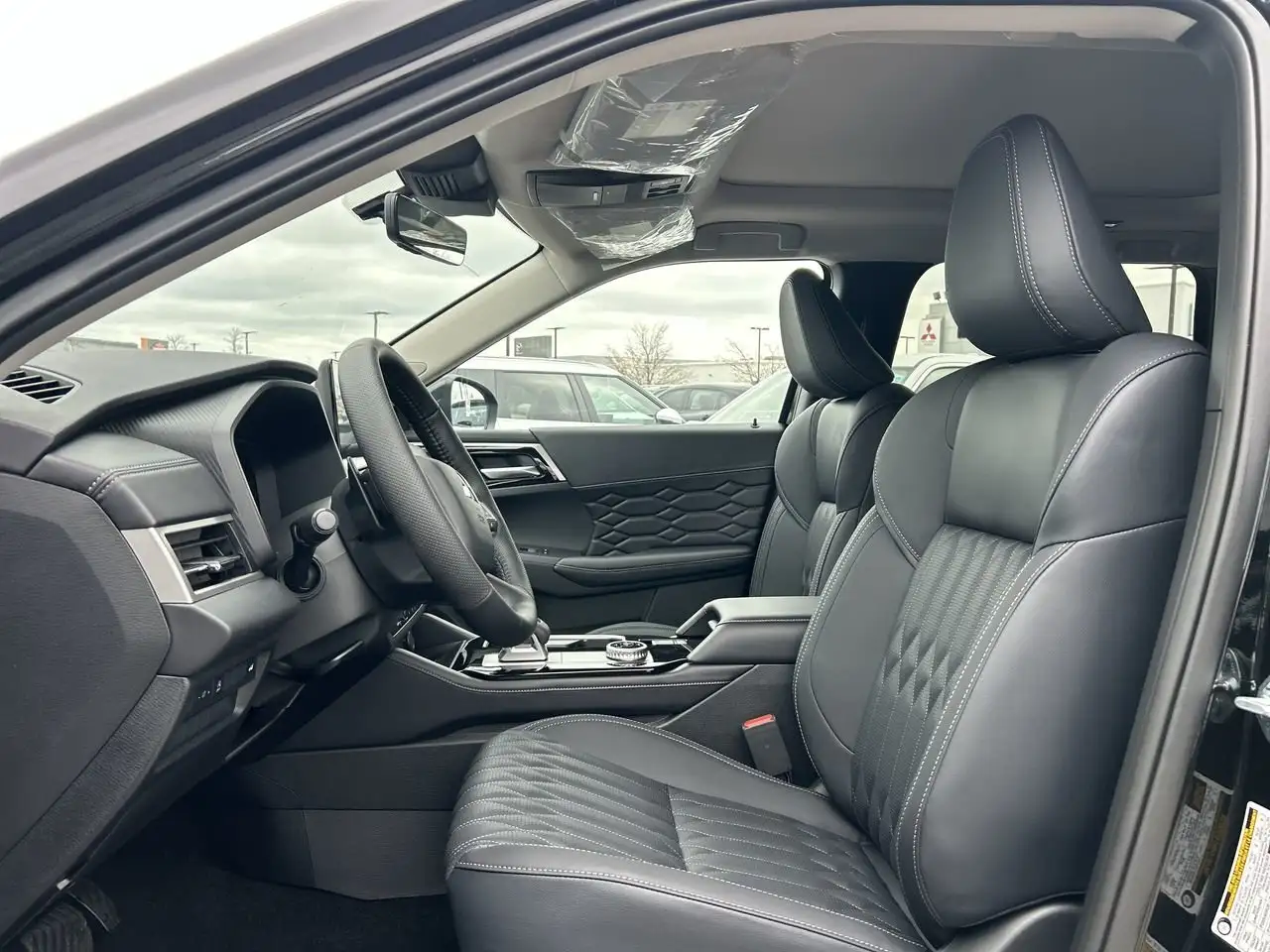 Mitsubishi Outlander снимка Mitsubishi Outlander