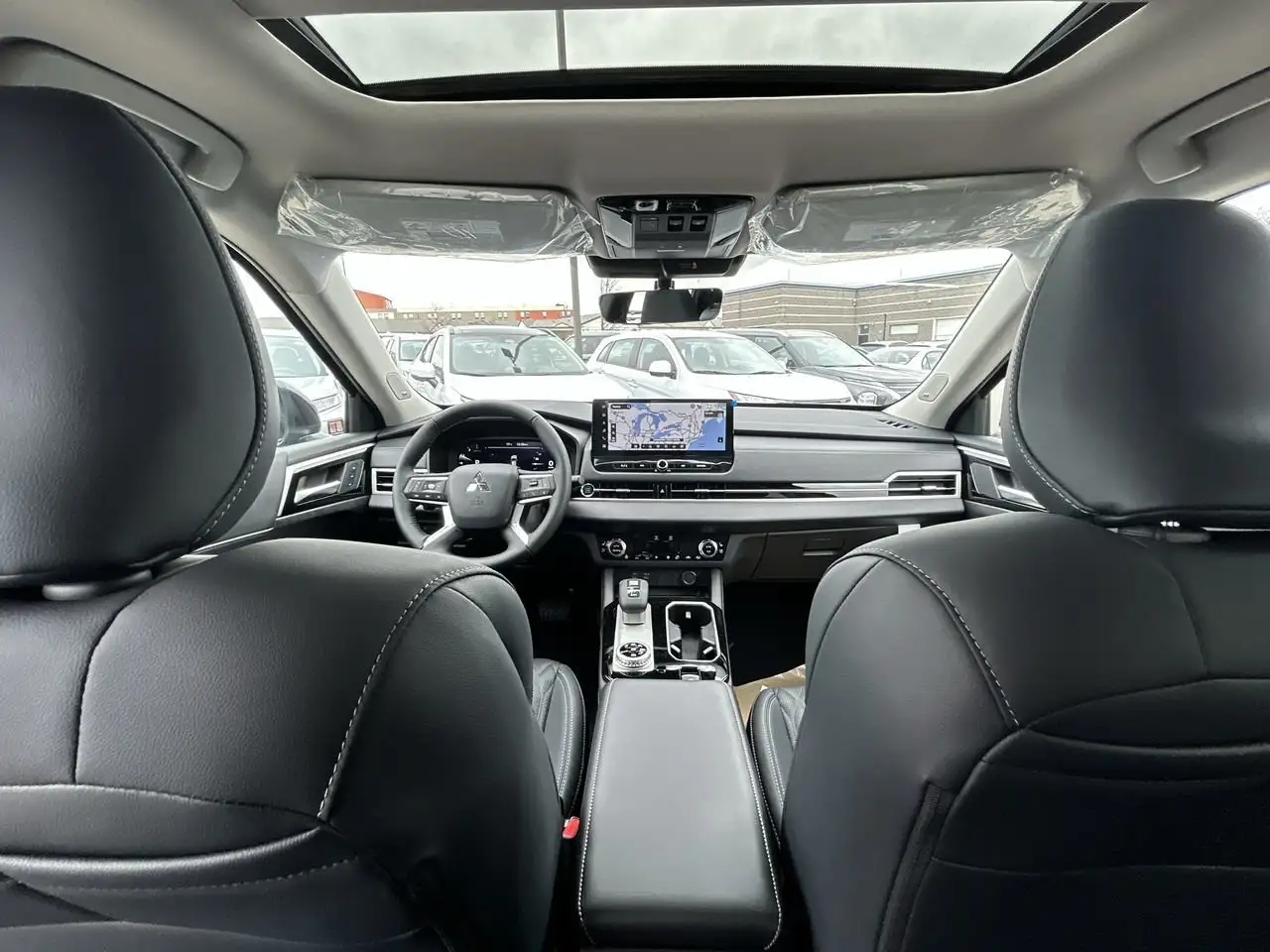 Mitsubishi Outlander снимка Mitsubishi Outlander