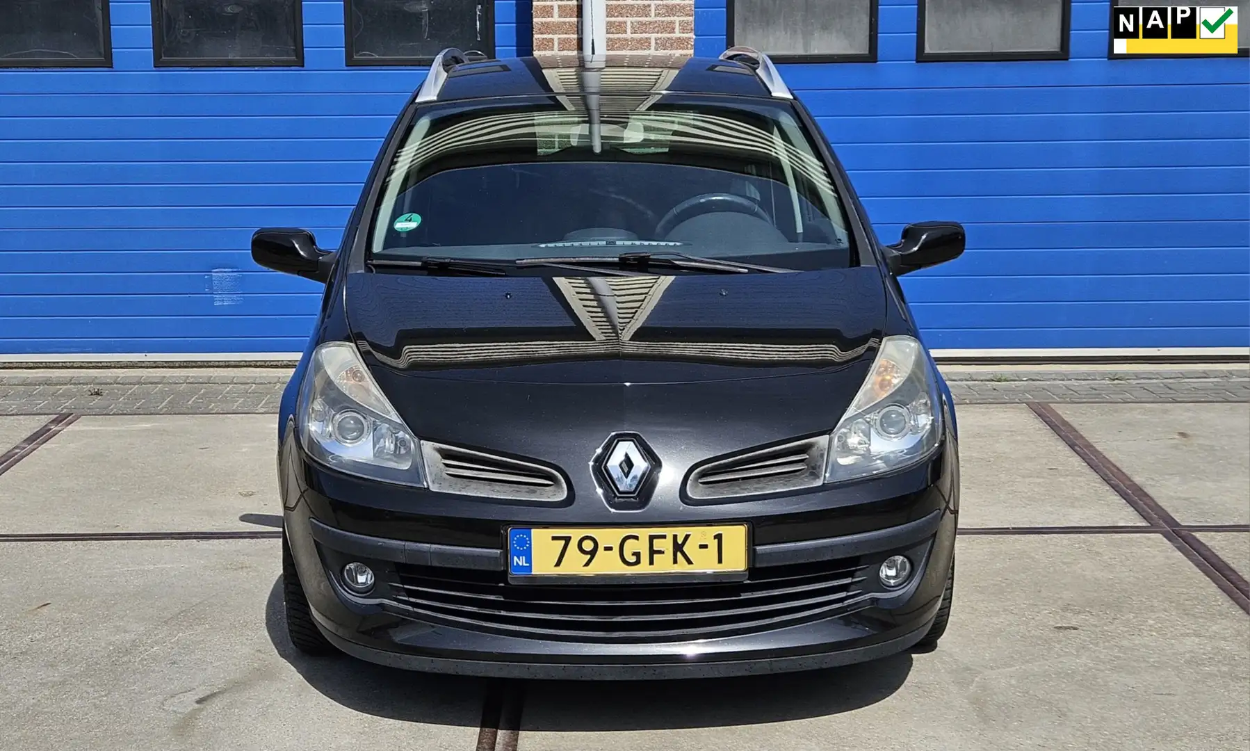 Renault Clio Estate 1.2 TCE Dynamique AC Zwart - 1