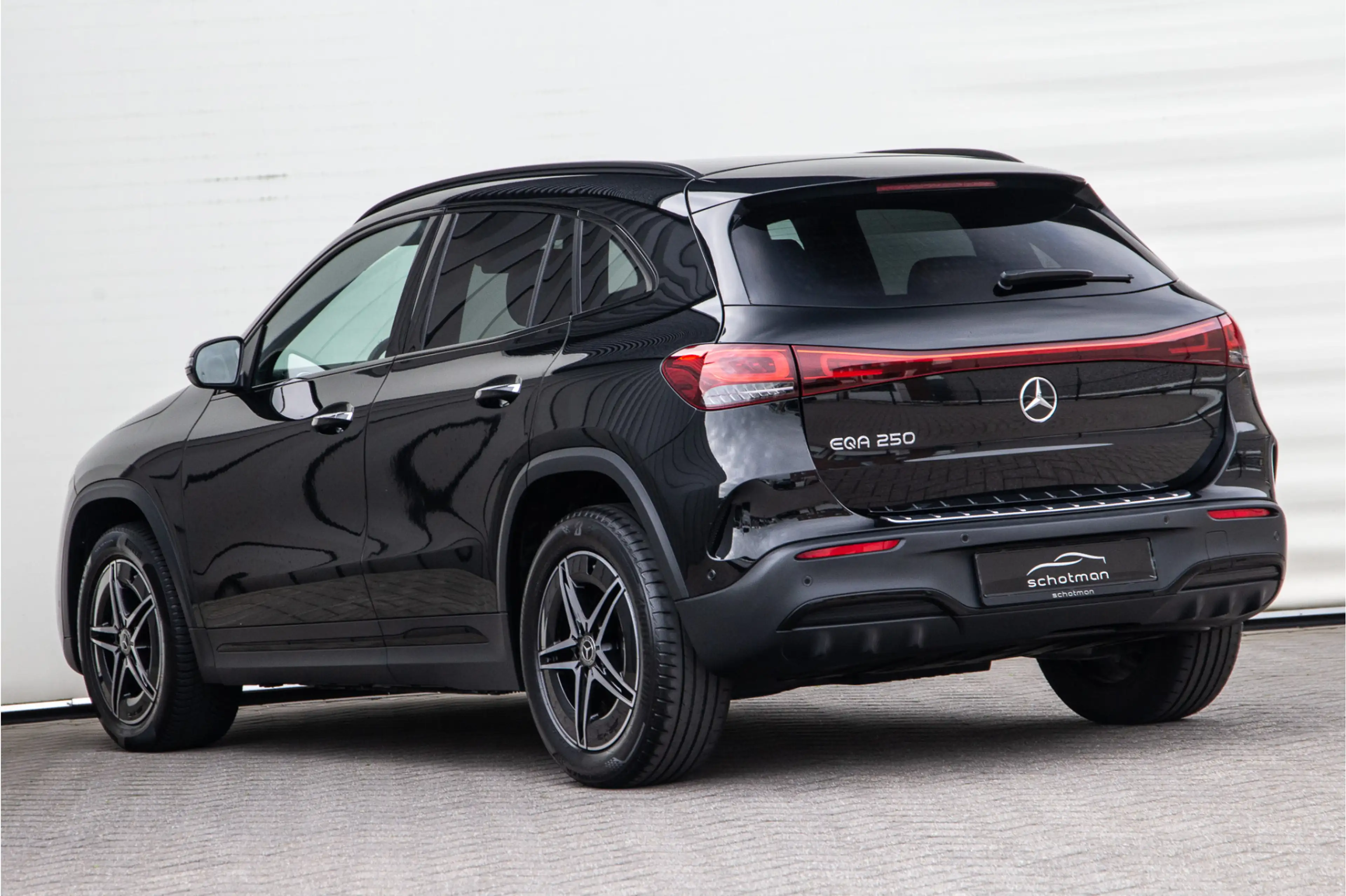 Mercedes-Benz EQA 250 AMG Nightpakket, Widescreen, Trekhaak, Camera 2023 — photo 11
