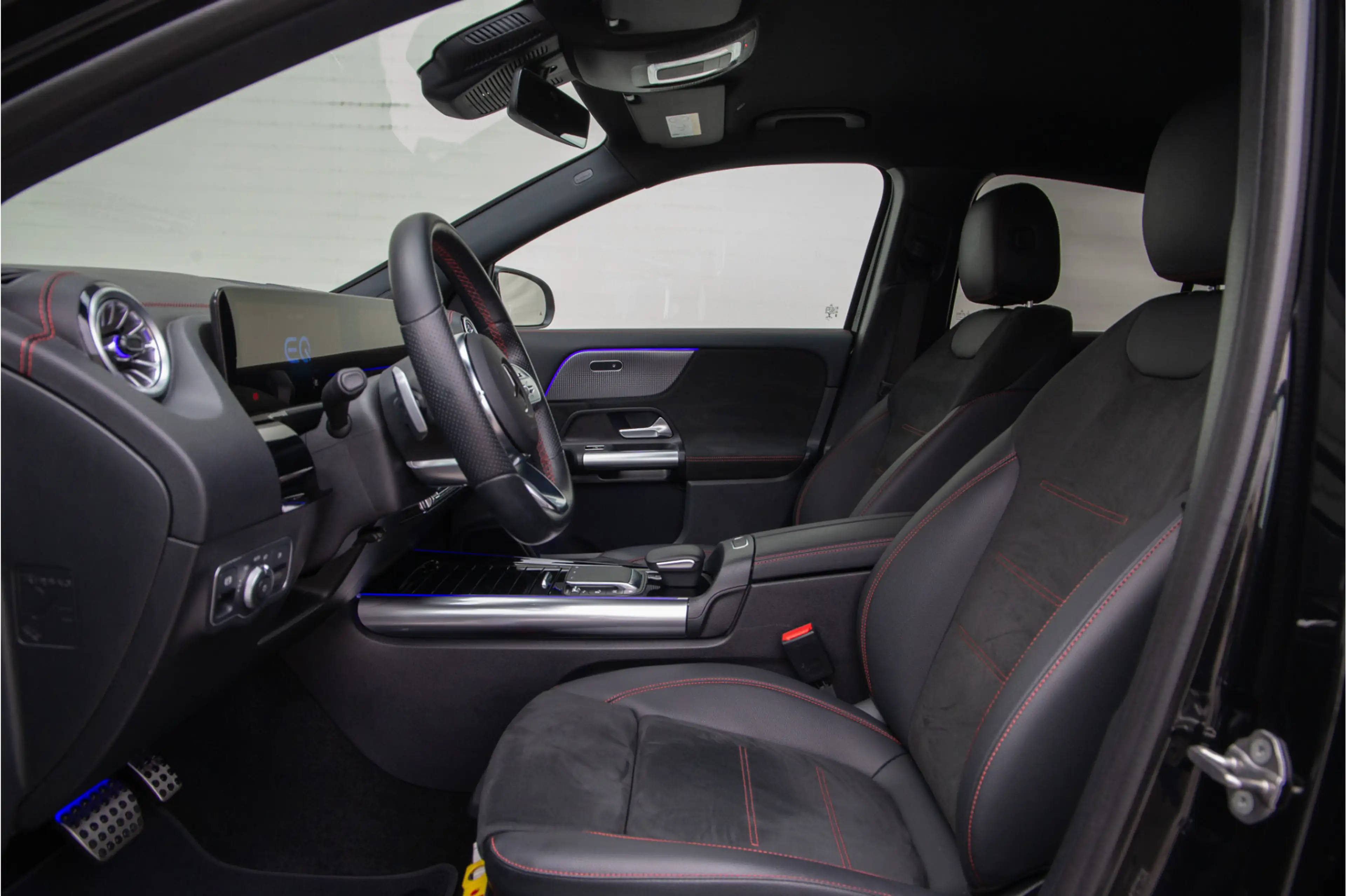 Mercedes-Benz EQA 250 AMG Nightpakket, Widescreen, Trekhaak, Camera 2023 — photo 12