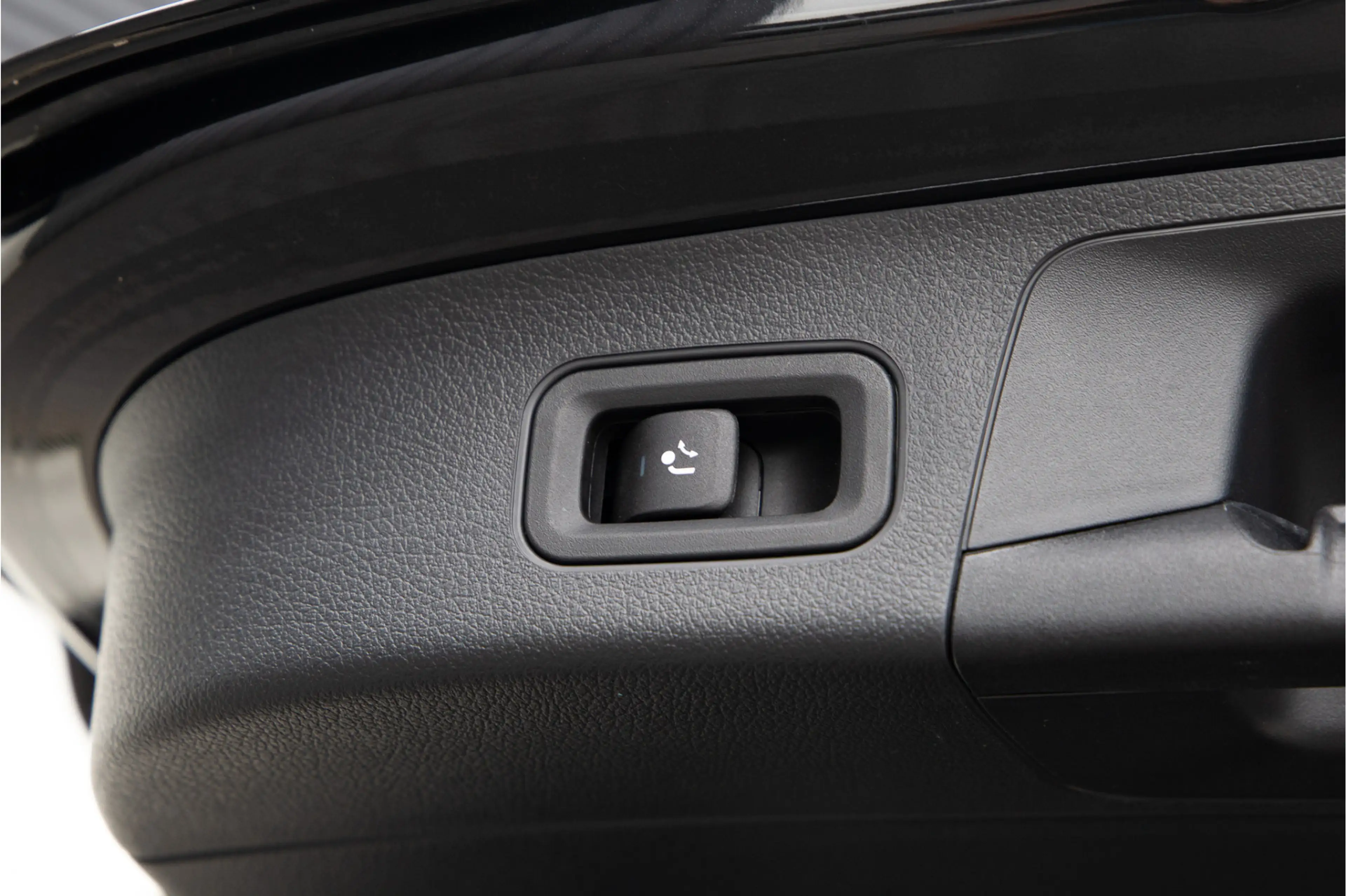 Mercedes-Benz EQA 250 AMG Nightpakket, Widescreen, Trekhaak, Camera 2023 — photo 23