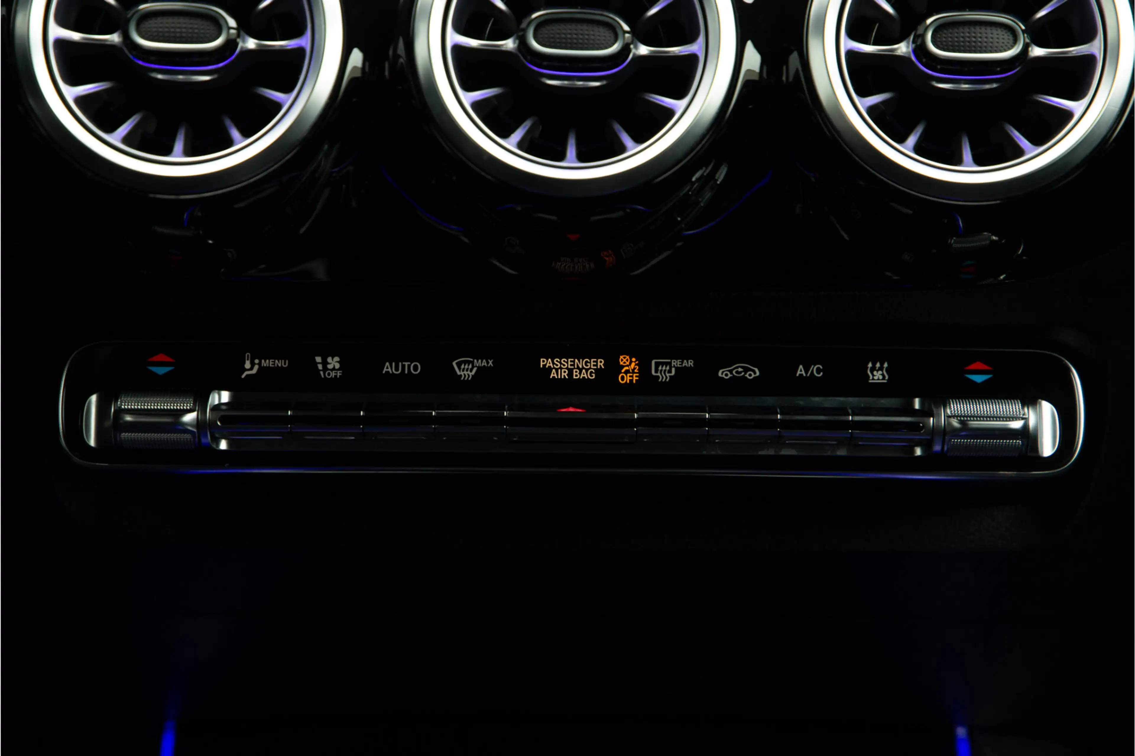 Mercedes-Benz EQA 250 AMG Nightpakket, Widescreen, Trekhaak, Camera 2023 — photo 39