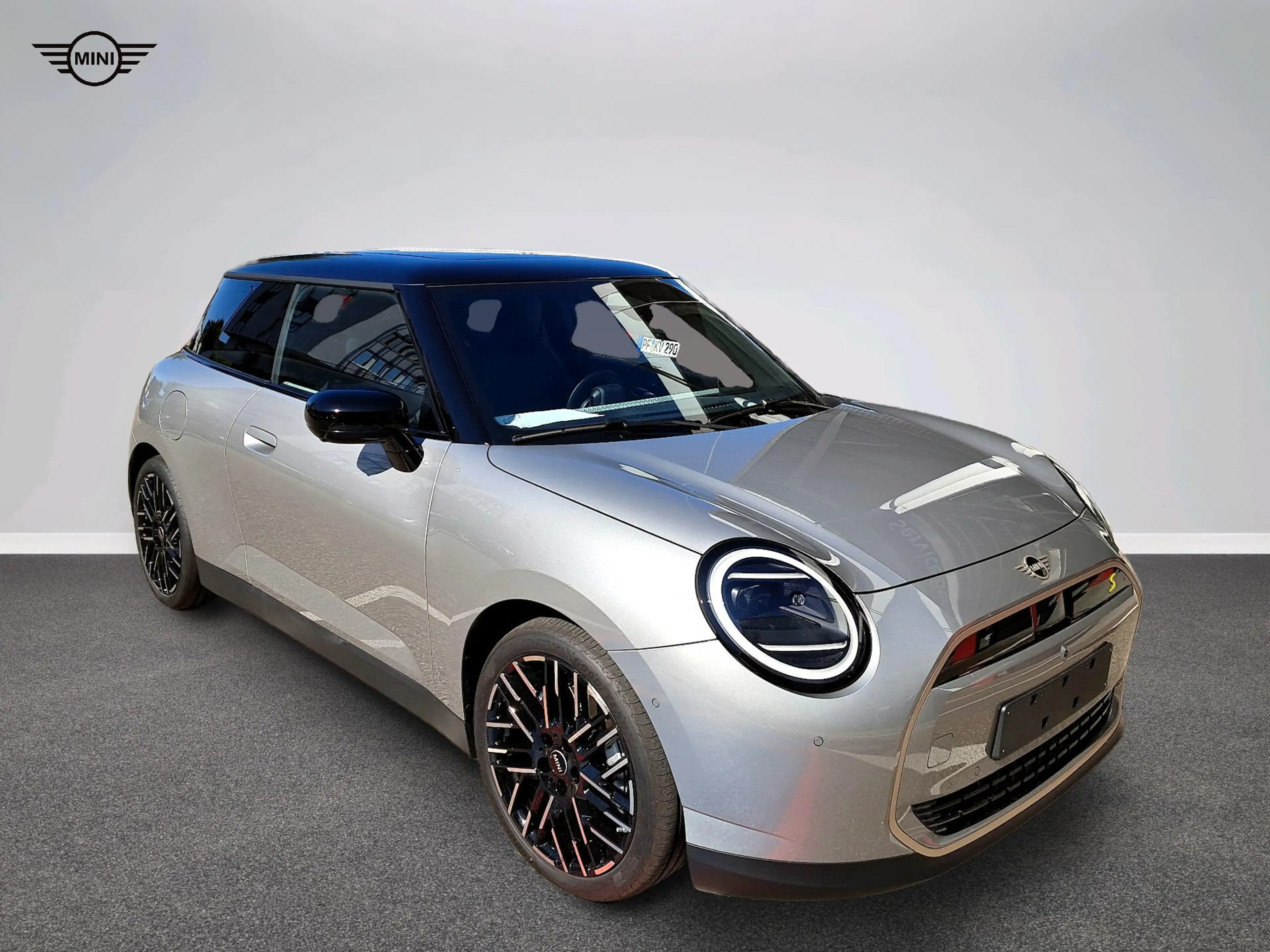 MINI Cooper SE Favoured Trim — photo 14