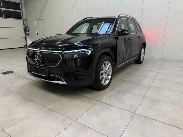 Mercedes-Benz EQB 300 4Matic / LED / LEDER / VIRT.C