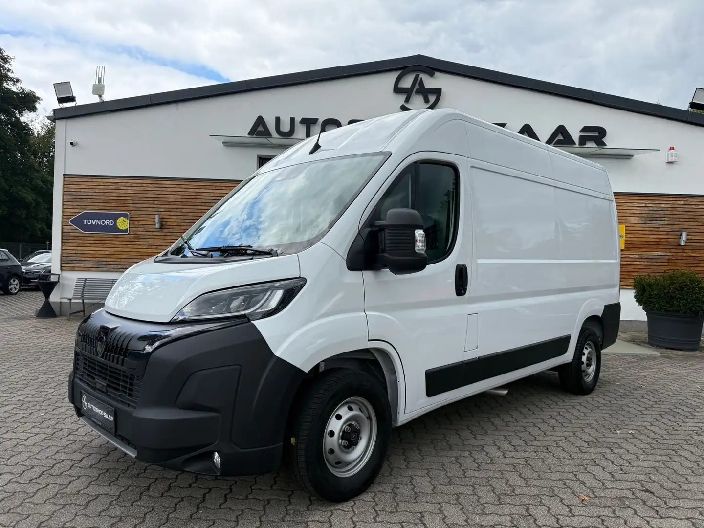Peugeot Boxer Kasten Hochraum 333 L2H2 140 WEBASTO Blanco - 1