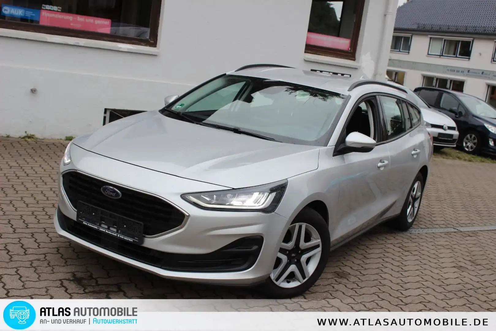 Ford Focus Turnier 1,5 EcoBlue Cool & Connect NEU MOD Silber - 1