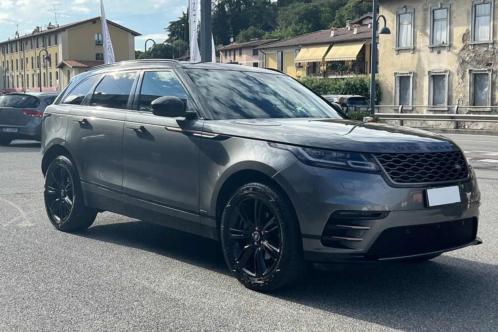 Land Rover Range Rover Velar 2.0 i4 R-Dynamic 240cv auto Grigio - 1