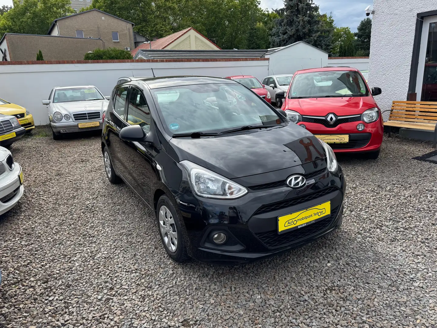 Hyundai i10 Style, 1. Hand! Negro - 2