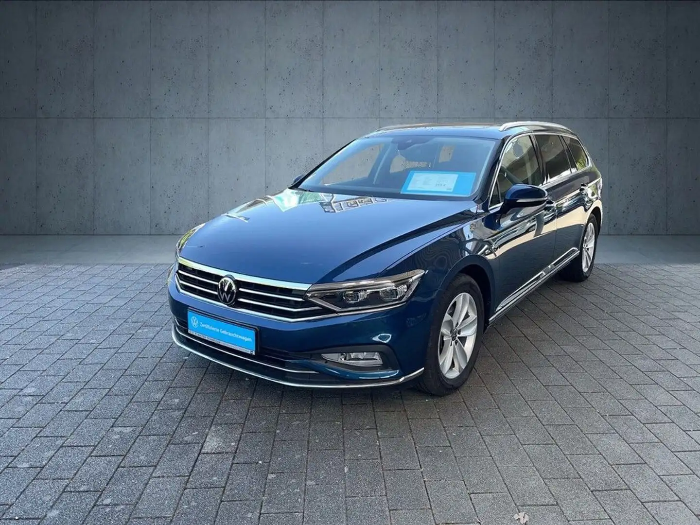 Volkswagen Passat Variant 2.0 TDI Elegance Navi IQ.Light Pa Bleu - 2