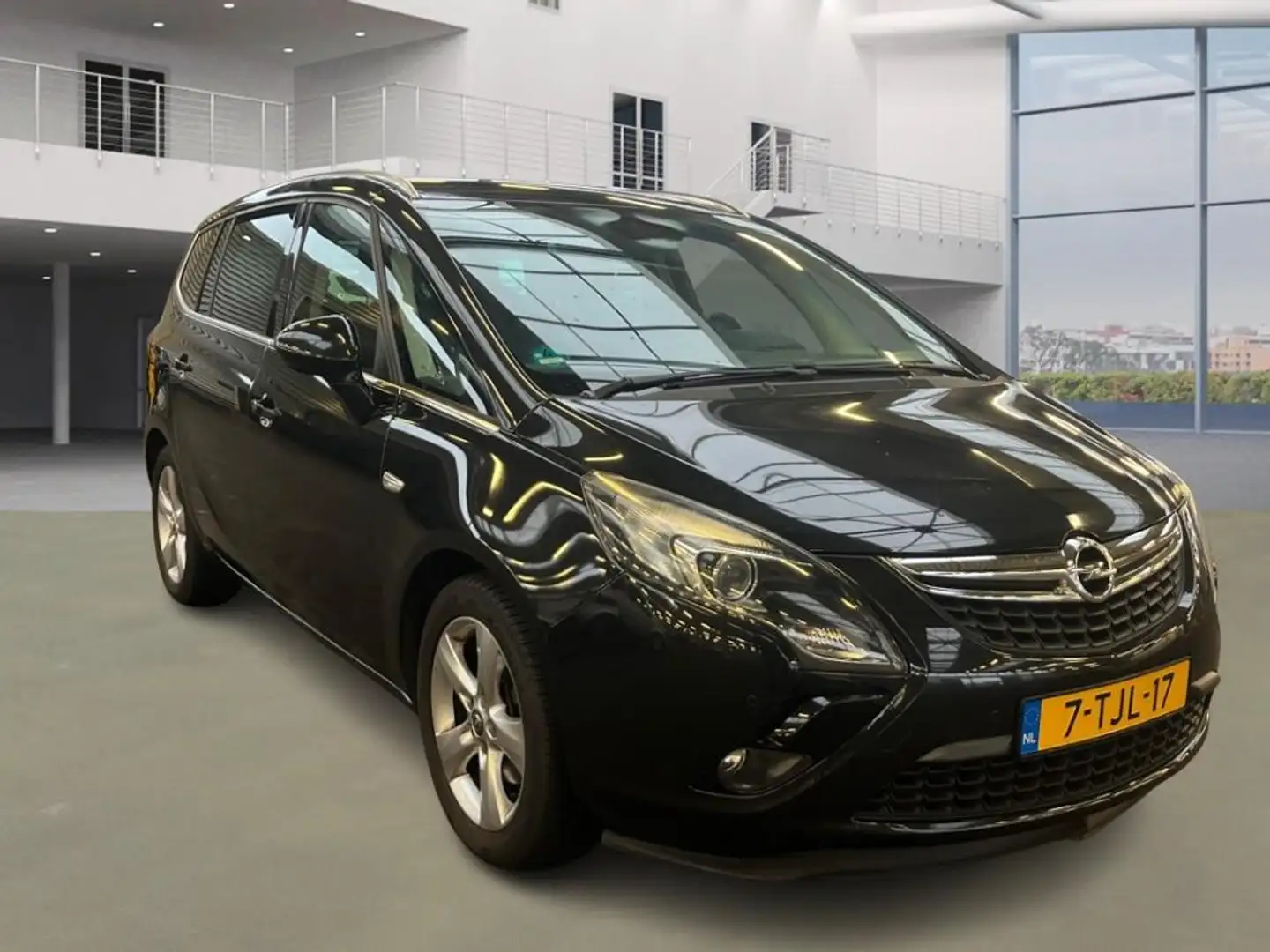Opel Zafira Tourer 1.4 Business+ Zwart - 2
