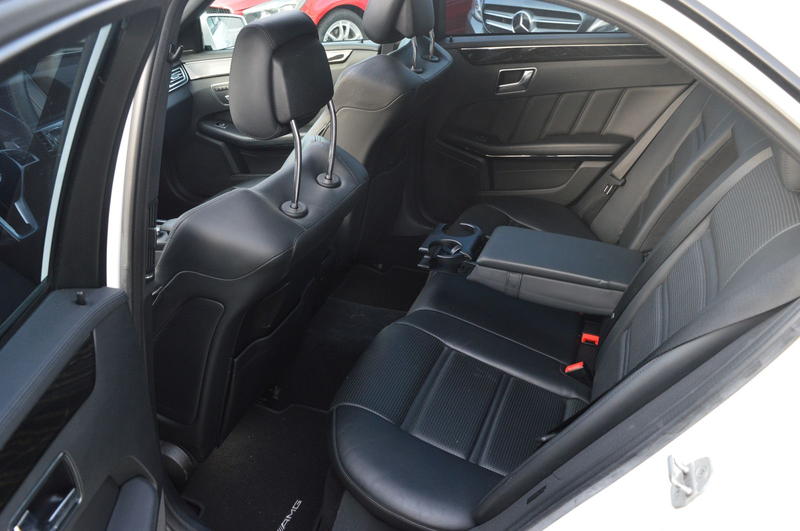 Mercedes-Benz E 63 AMG Lim. 4M*LED*Pano*R-Kamera*HarmanK*Mopf* — photo 15