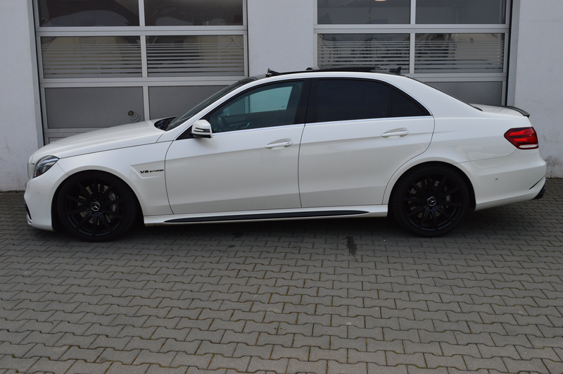 Mercedes-Benz E 63 AMG Lim. 4M*LED*Pano*R-Kamera*HarmanK*Mopf* — photo 5